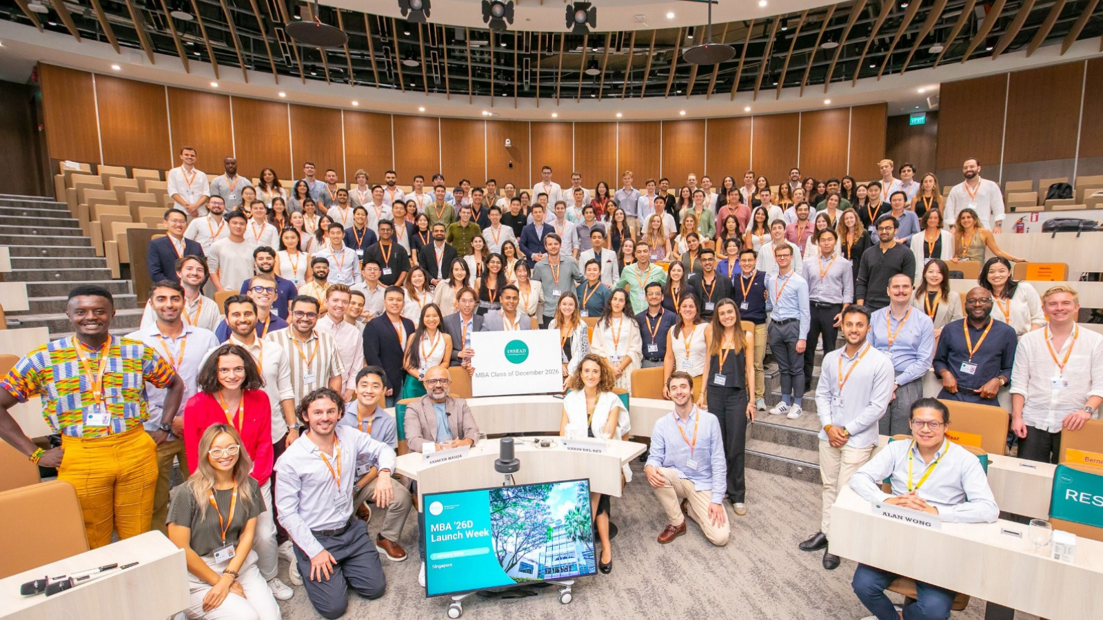 INSEAD MBA'26D Class photo