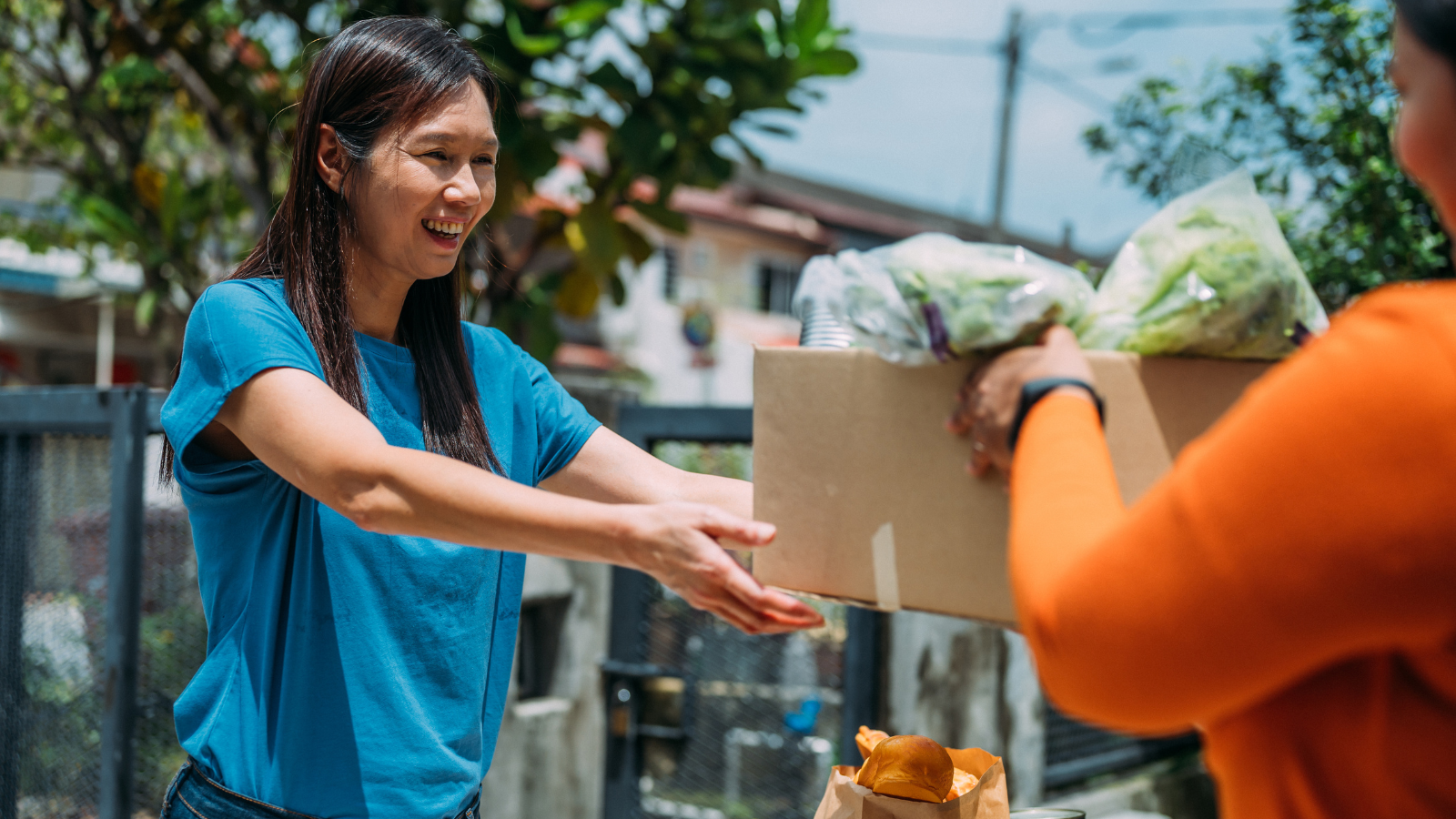 Image of a food donation drive