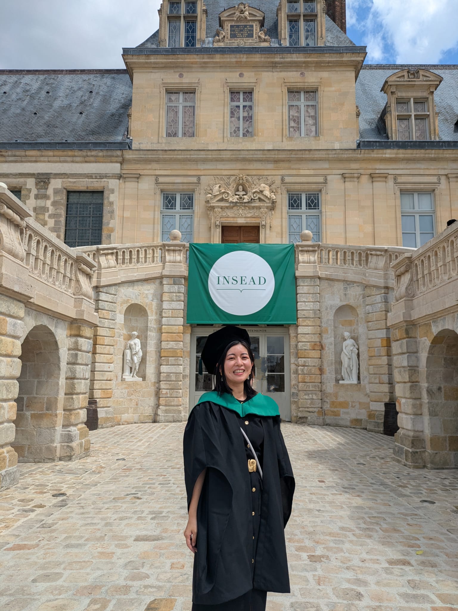 Moeko in Fontainebleau